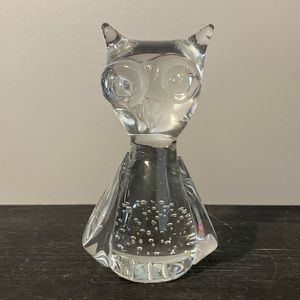 Vintage Owl Controlled Bubble Paperweight